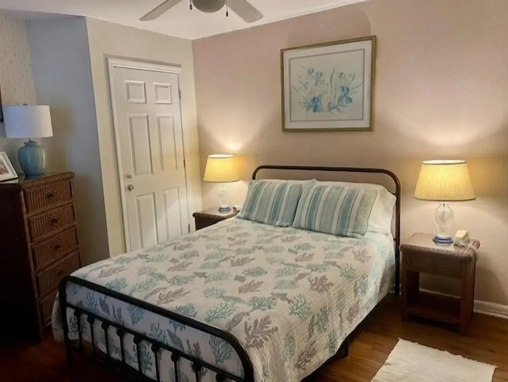 Royal Garden Resort 914 2 Bedroom Condo by RedAwning
