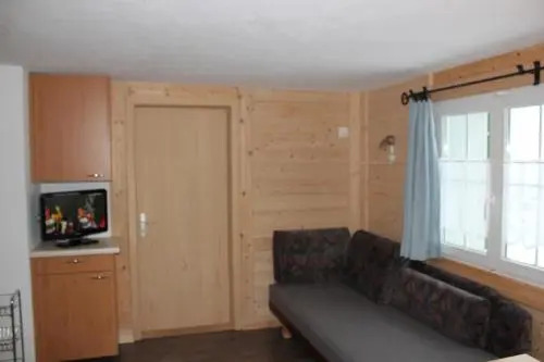Chalet Good