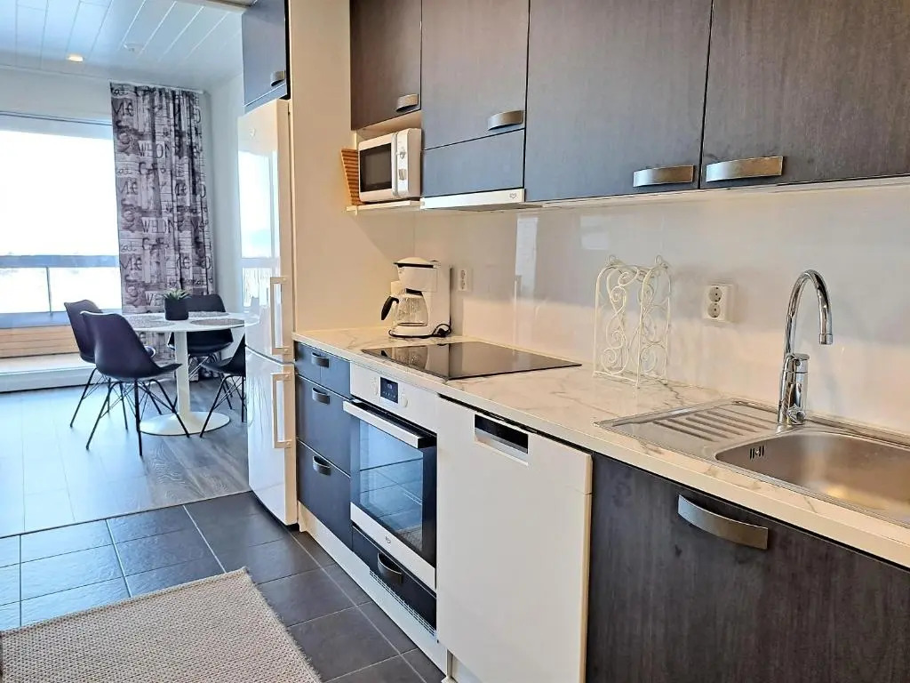 Aurinkoranta C6 merinäköalalla
