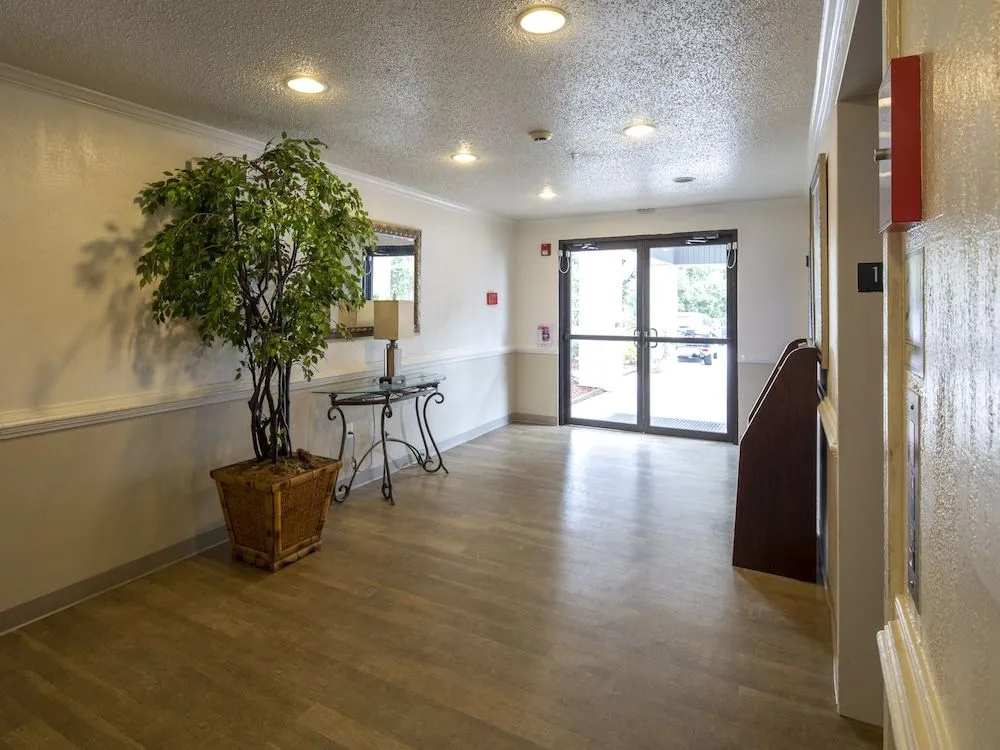 InTown Suites Extended Stay Marietta GA - Roswell Rd