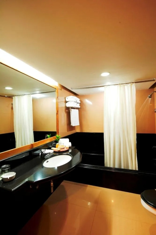 Manuallaya The Resort & Spa