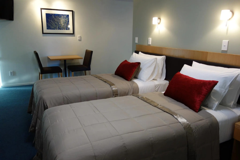 Parakai Springs Motel