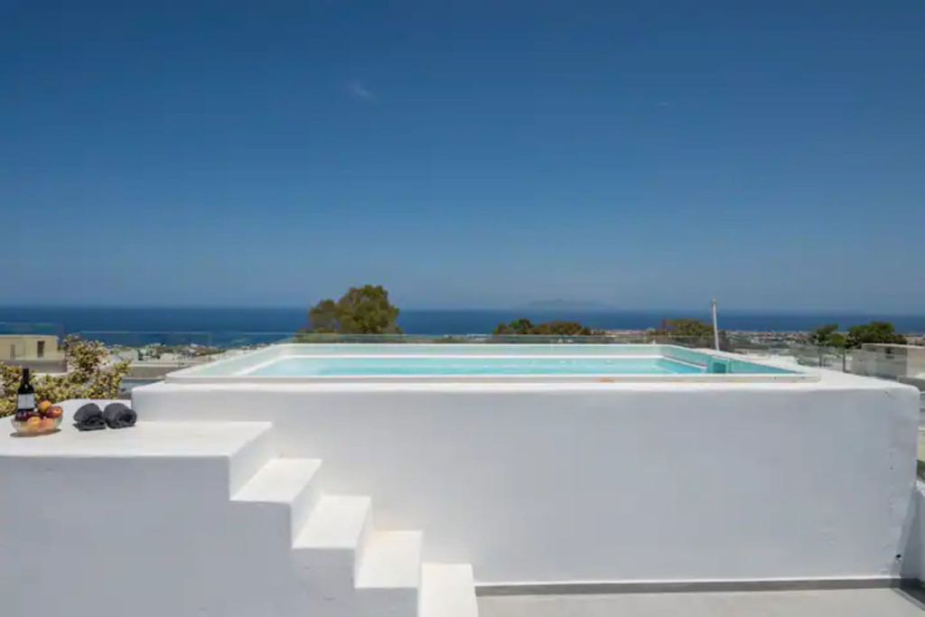 Nostos Apartments