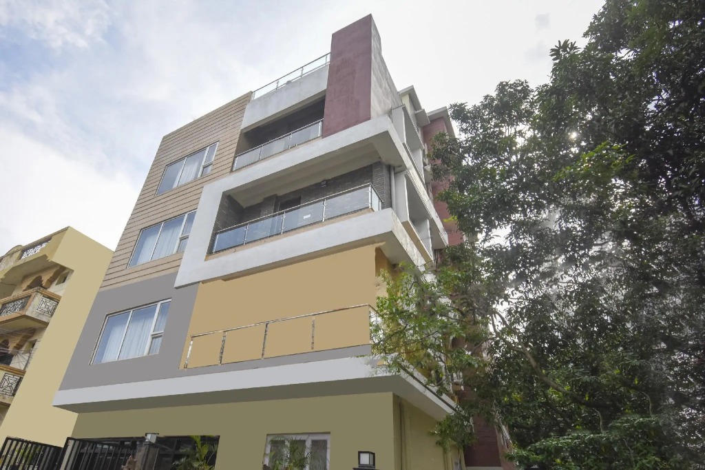 OYO Flagship 74081 Blue Moon Residency