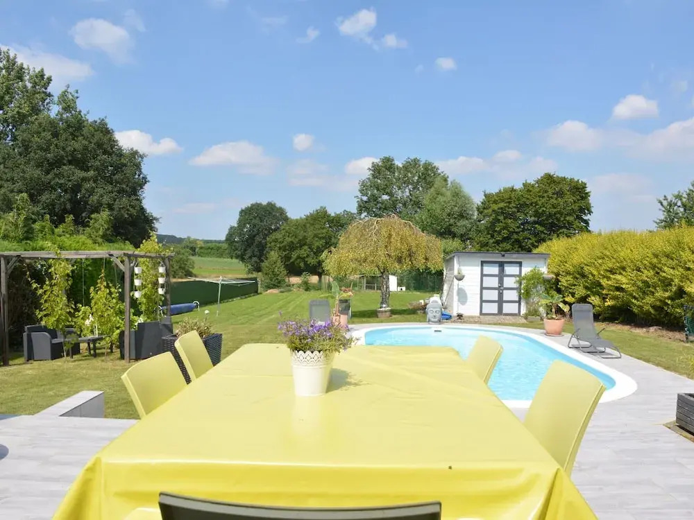 Villa With Private Pool In Blaregnies