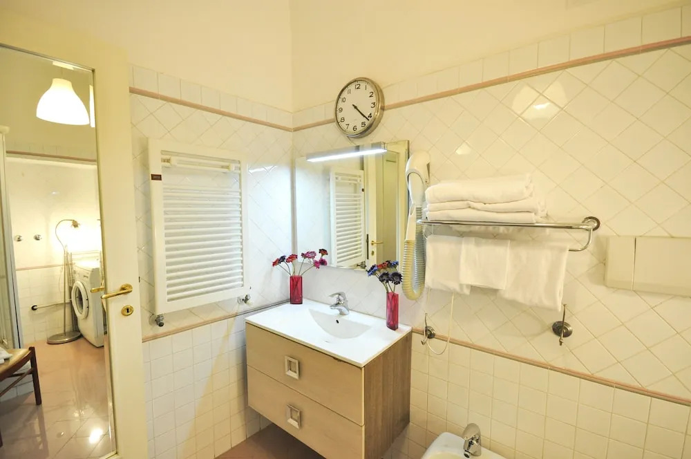 Holiday Apartments Rome - Trevi Fountain