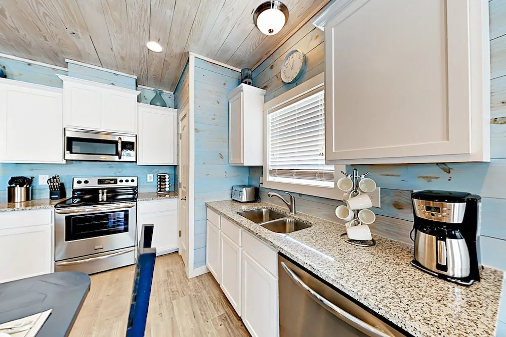 1617 S Station St 8 Home 3 Bedrooms 2 Bathrooms Home