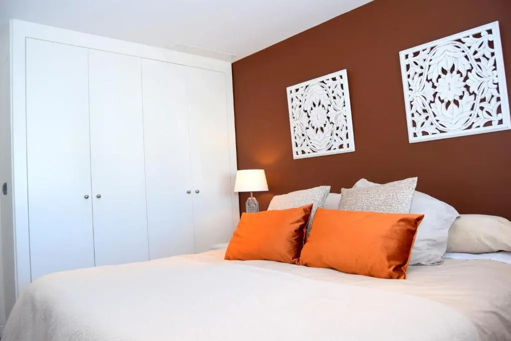 INMálaga Granada