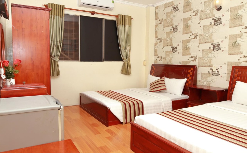 Saigon Crystal Hotel
