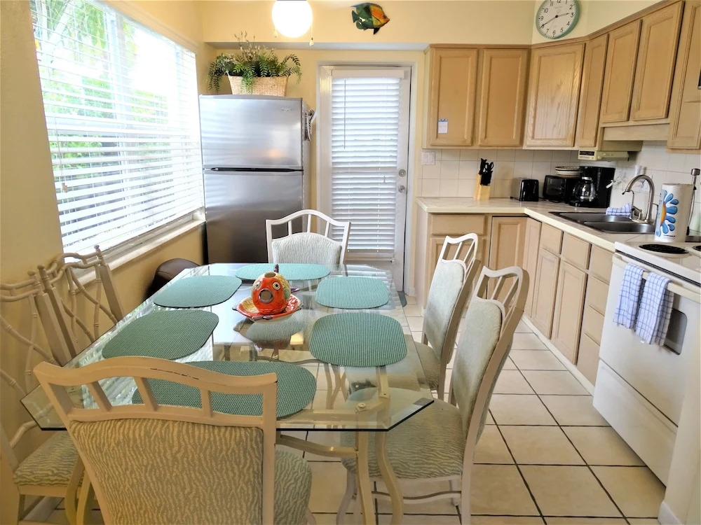 Aloha Kai - Unit 28 2 Bedrooms 2 Bathrooms Apts