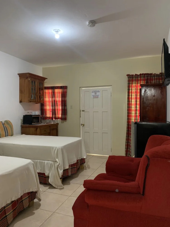 Comfy Stay in an Ocean Front Resort in Jamaica -Enjoy 7 Miles of White Sand Beach
