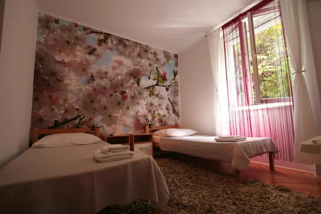Apartment Dharma