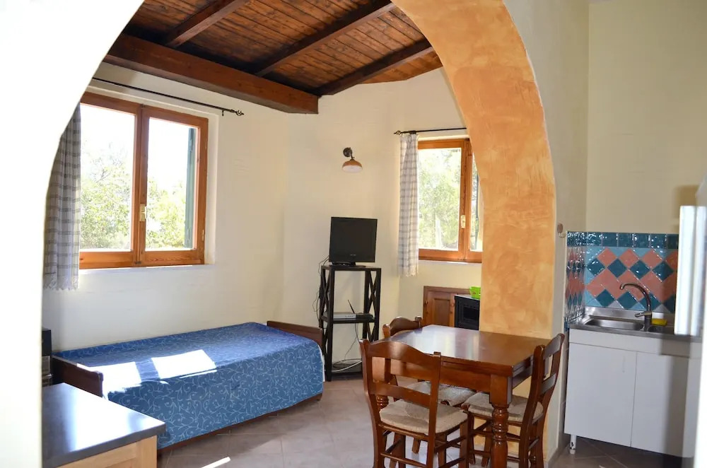 Apartment With 2 Bedrooms in Dorgali, With Wonderful sea View, Furnish
