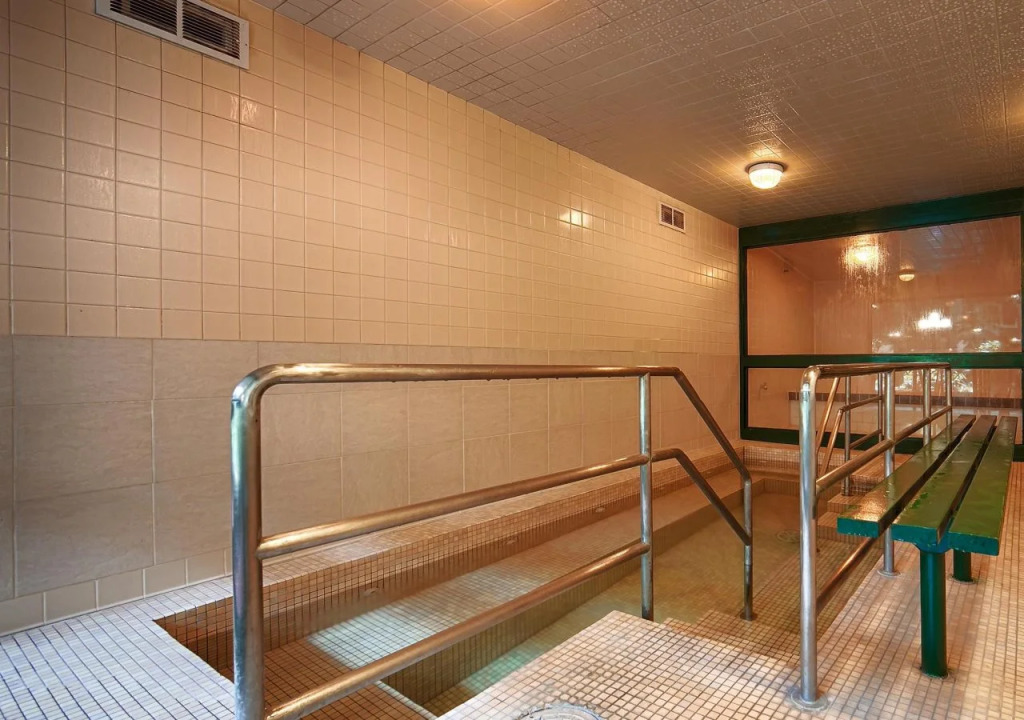Royal Suites