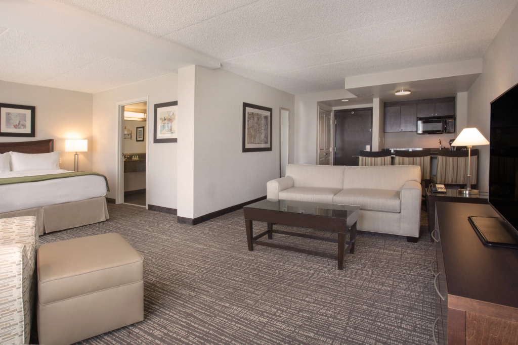 Holiday Inn Scottsdale North- Airpark by IHG