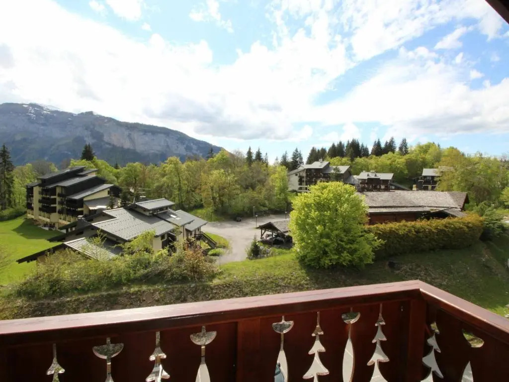 Appartement Les Carroz d'Arâches, 4 pièces, 6 personnes - FR-1-572-241