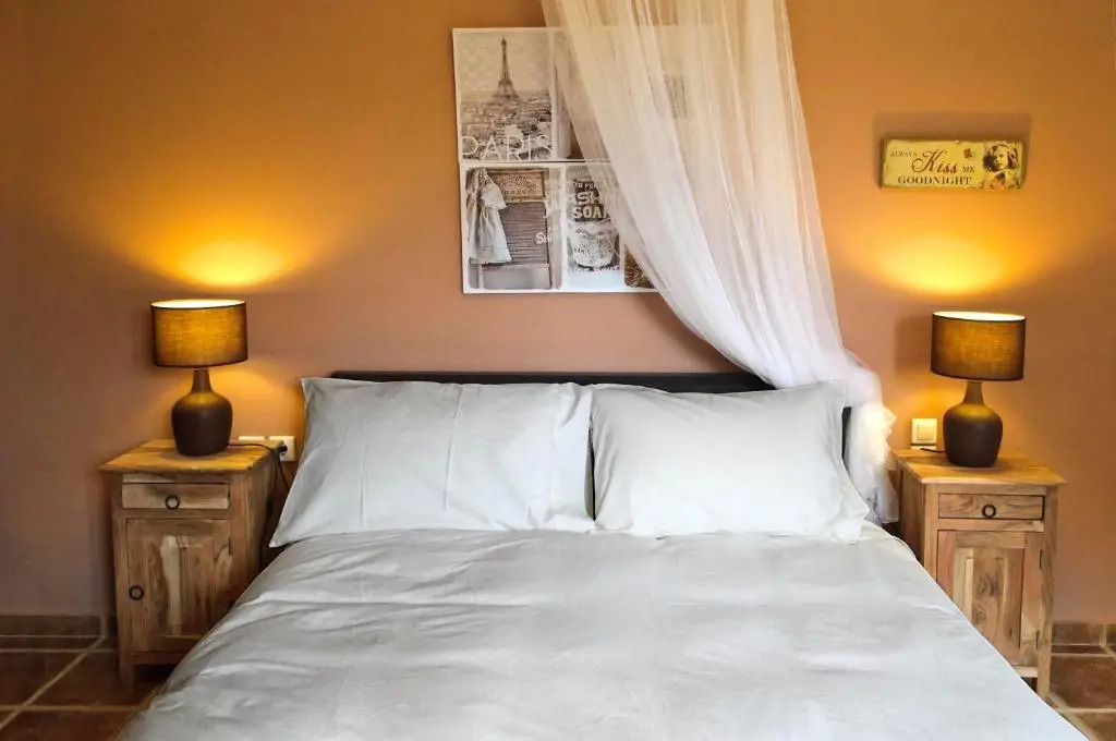 Centaur Suites & Maisonettes