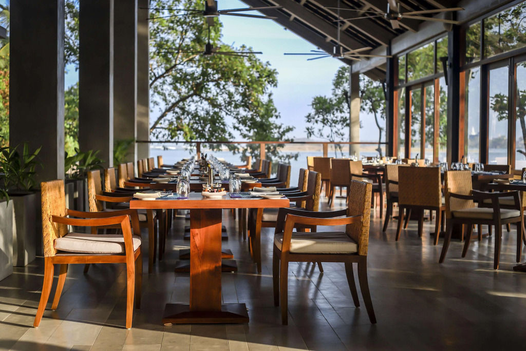 Курортный отель Anantara Kalutara Resort