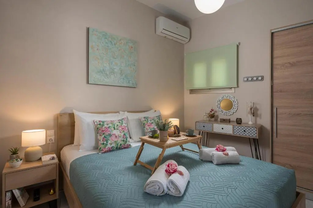 Brand-New stylish Flat w. Parking