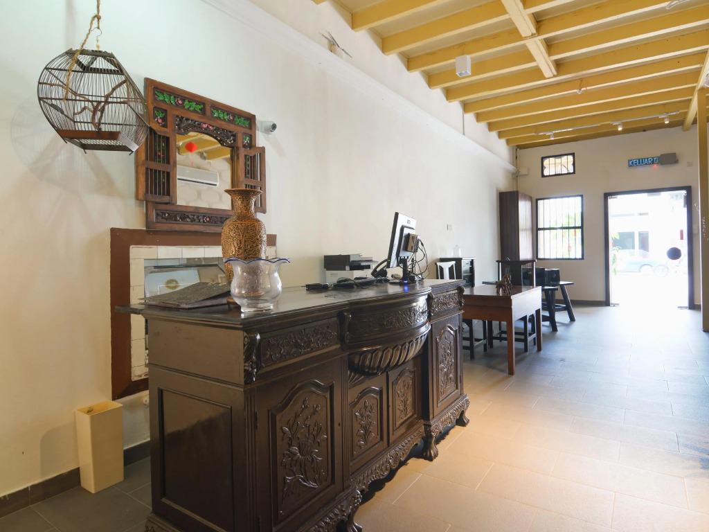 Sarang Paloh Heritage Stay