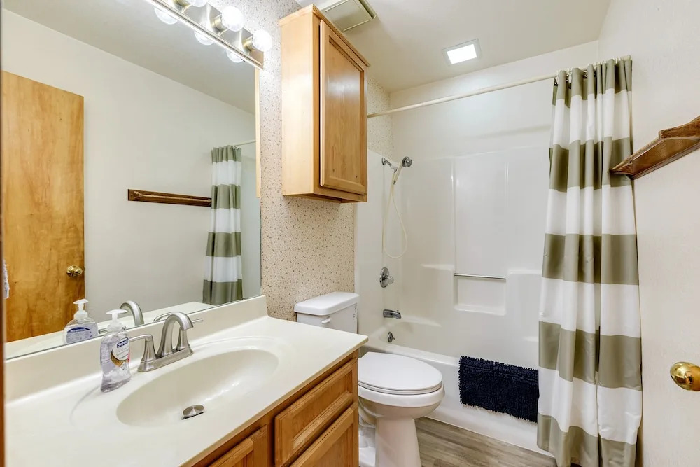 Family-friendly Ruidoso Cabin - Ski, Hike & Fish!