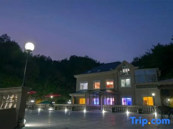Rui Feng Mountain Hostel