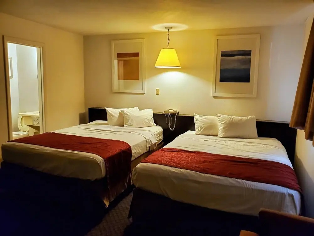 Sands Motel