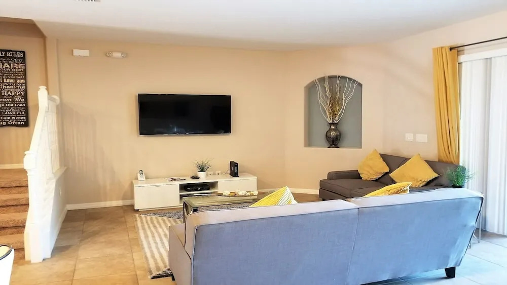 ST4746TD Solterra - Four Bedroom Townhouse