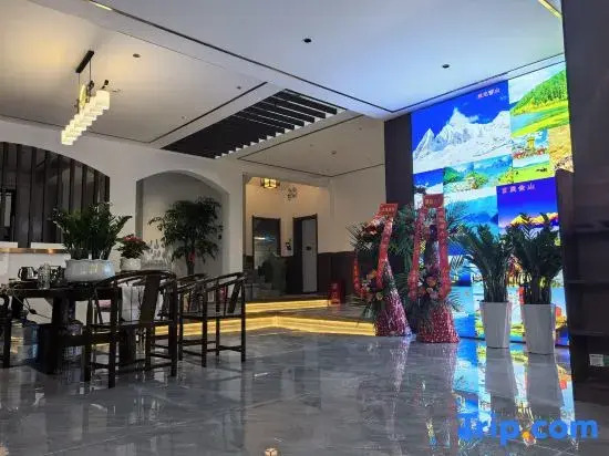 Yunman Songju Inn in the Ancient City Area
