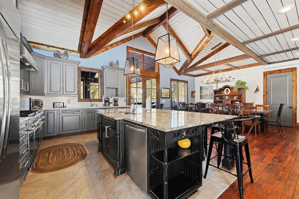 Soda Ridge 1608 by Summit County Mountain Retreats