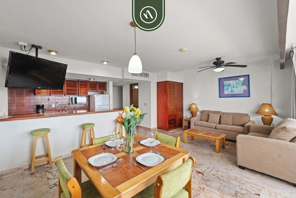 Costa Sur Suite 2 - Oceanview 1 BR Condo - Pool - Cleaning Included