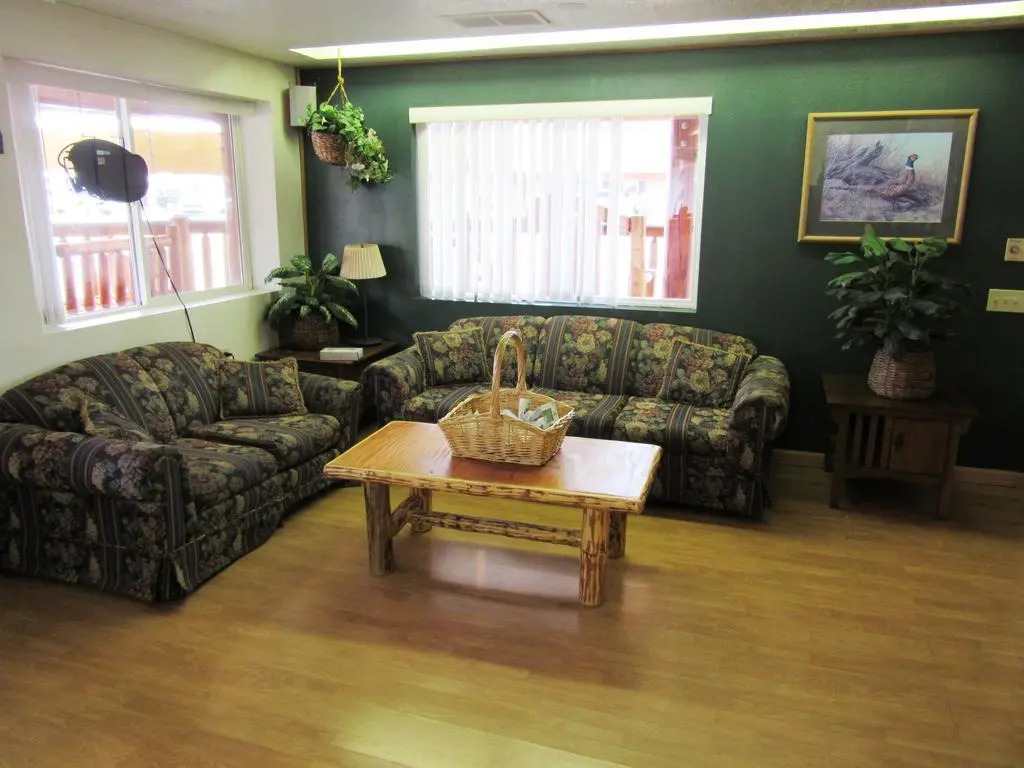 Yellowstone Country Inn