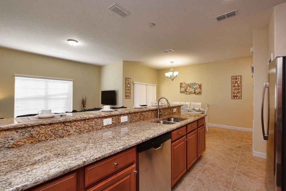 Paradise Palms 4 Bed Townhouse w Splashpool - 3611PP