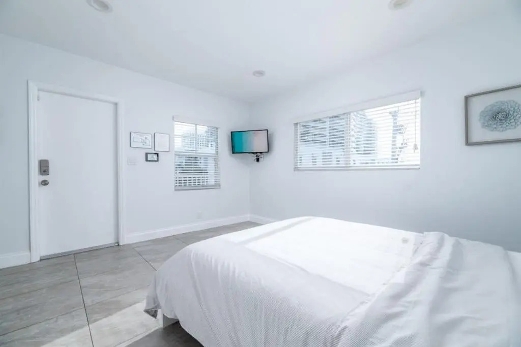 Bayshore Breeze 10 - Fort Lauderdale Beach