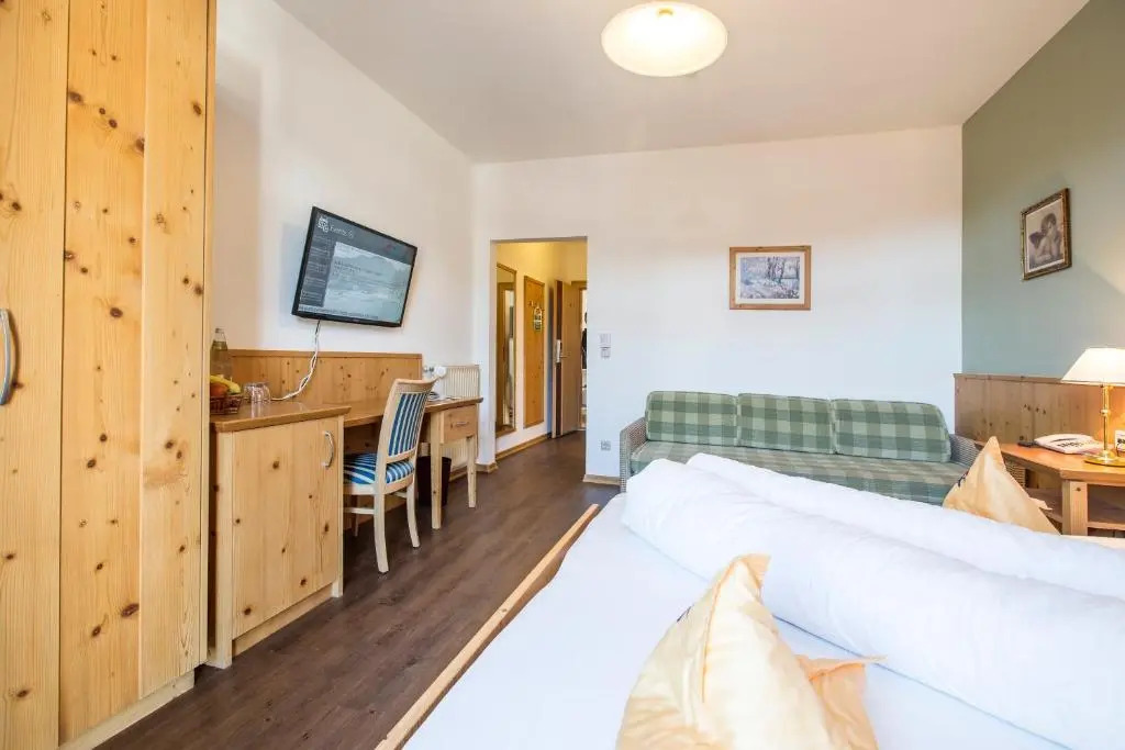 Aparthotel KRONPLATZ Luxury House