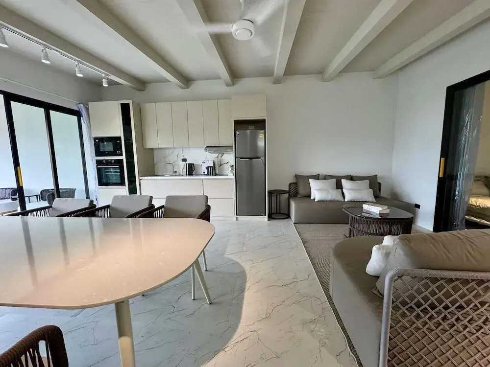Beachside Residence