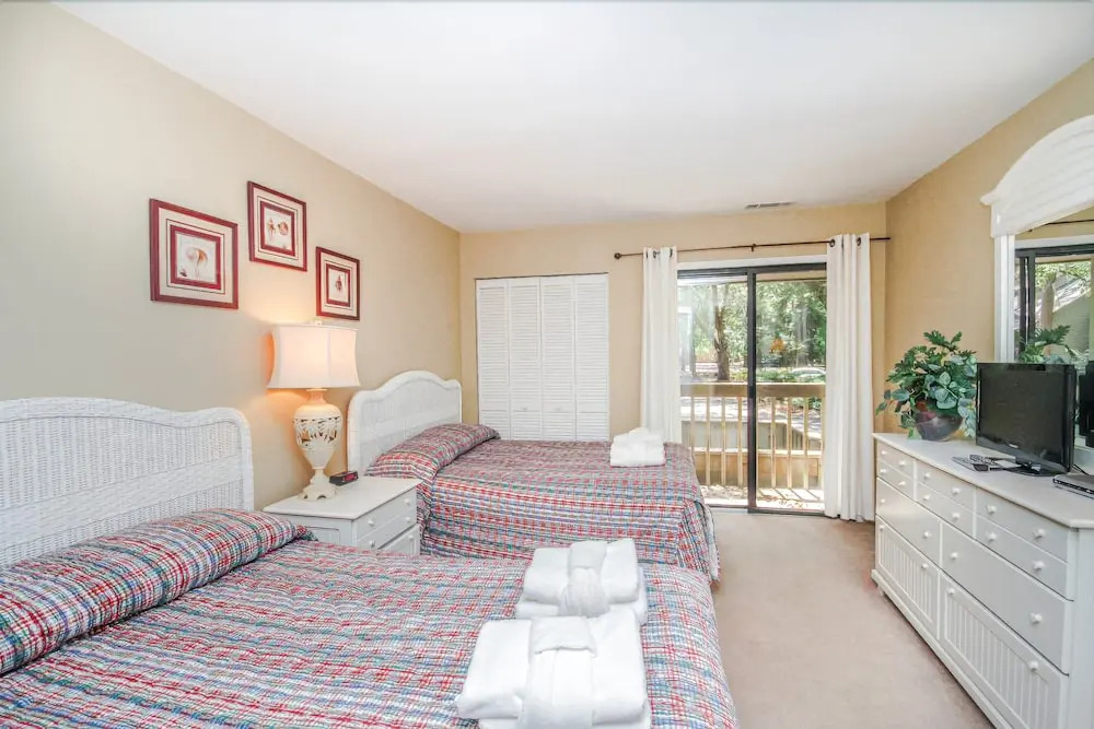 Inland Harbour 2429 - Two Bedroom Condo