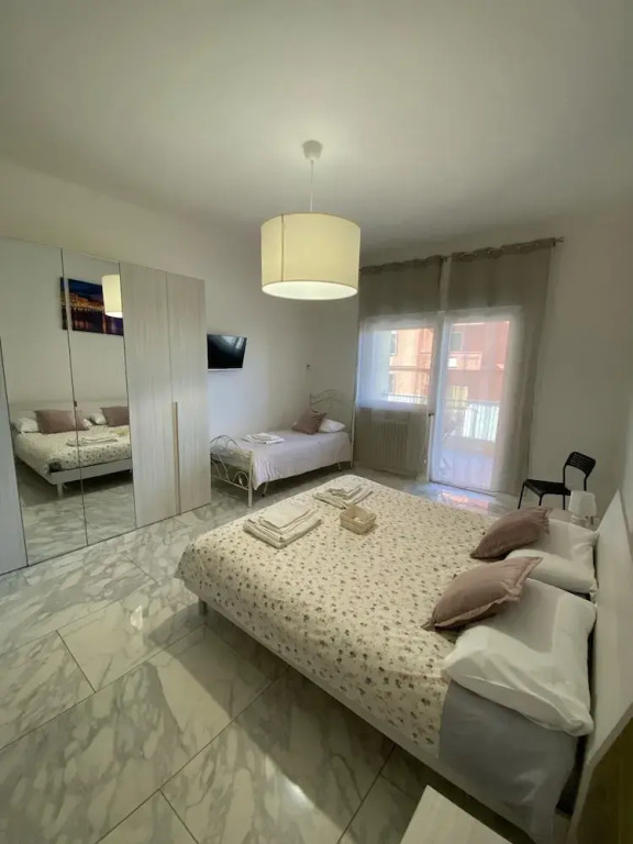 Ennio Rooms