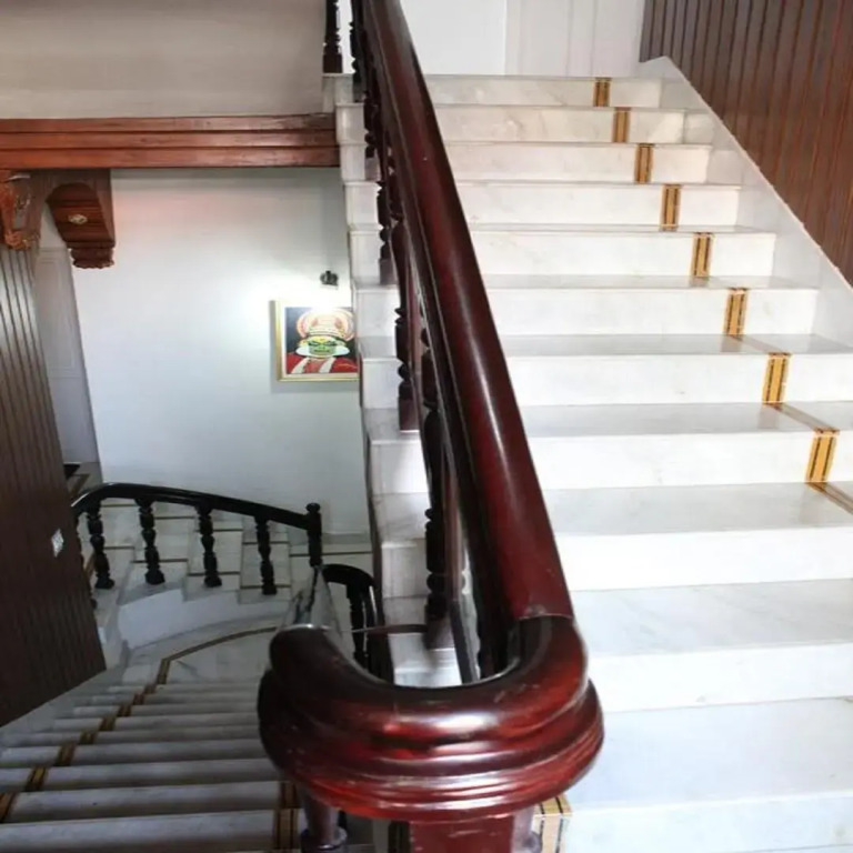 Hotel White Rose