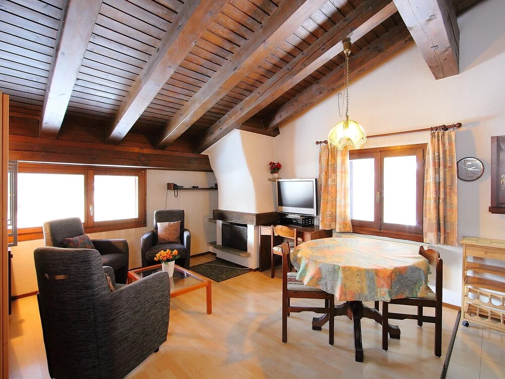 Apartment Residenza Chesa Margun 710-4 by Interhome