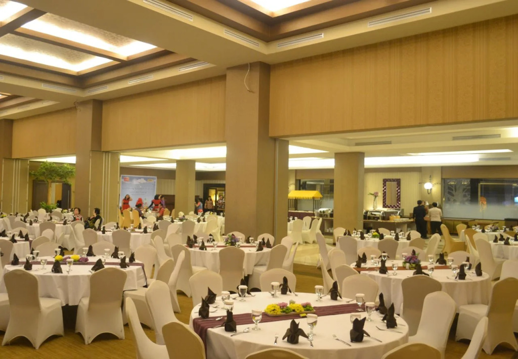 The Axana Hotel
