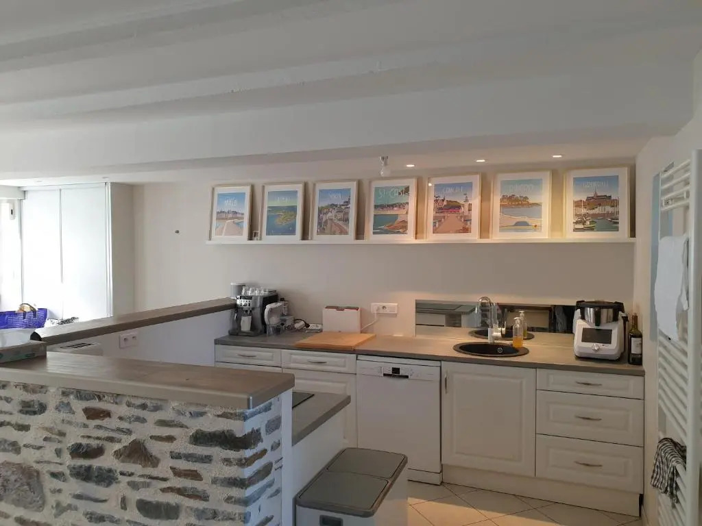 Maison de Ville Situee a 8 Kms du Mont St Michel