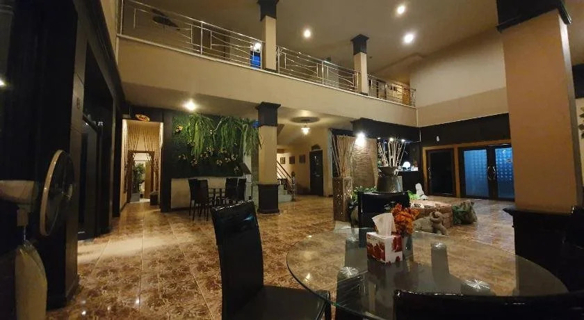 Highway Hotel Khon Kaen