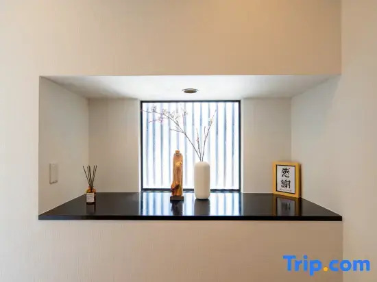 "Hanabi Tengachaya Ichibankan"  Direct access to Namba, Dotonbori, Umeda, Kansai Airport!