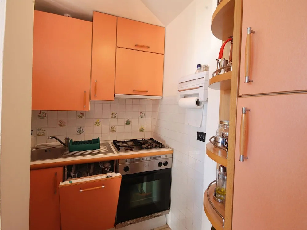 Quaint Holiday Home in Lerici With Fenced Garden