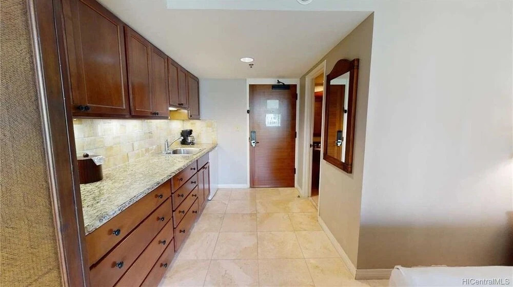 Luana 217 Condo by Redawning