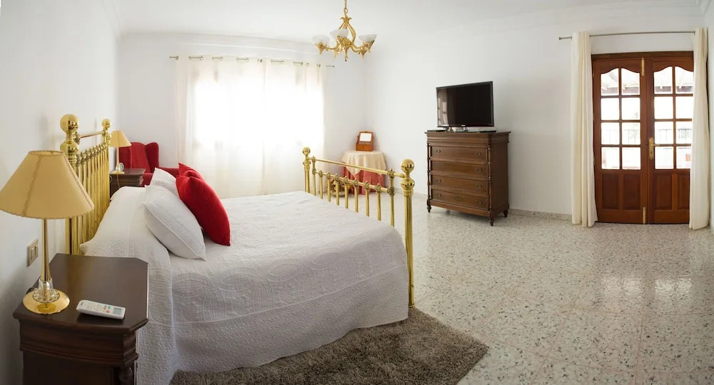 Villa Rosales