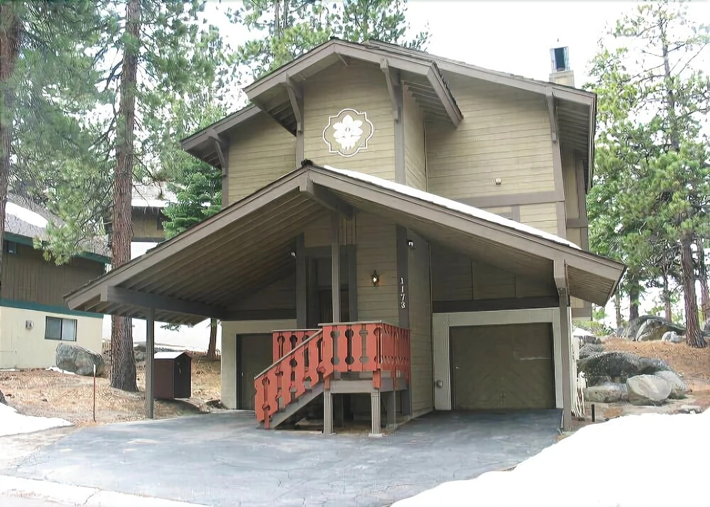 1173 Timber Lane 4 Bedroom Home