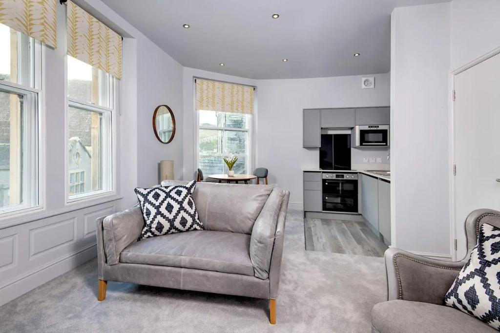 Keswick Lake Road Apartments