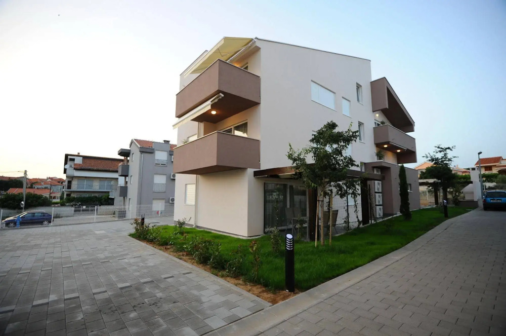 Apartments Hills